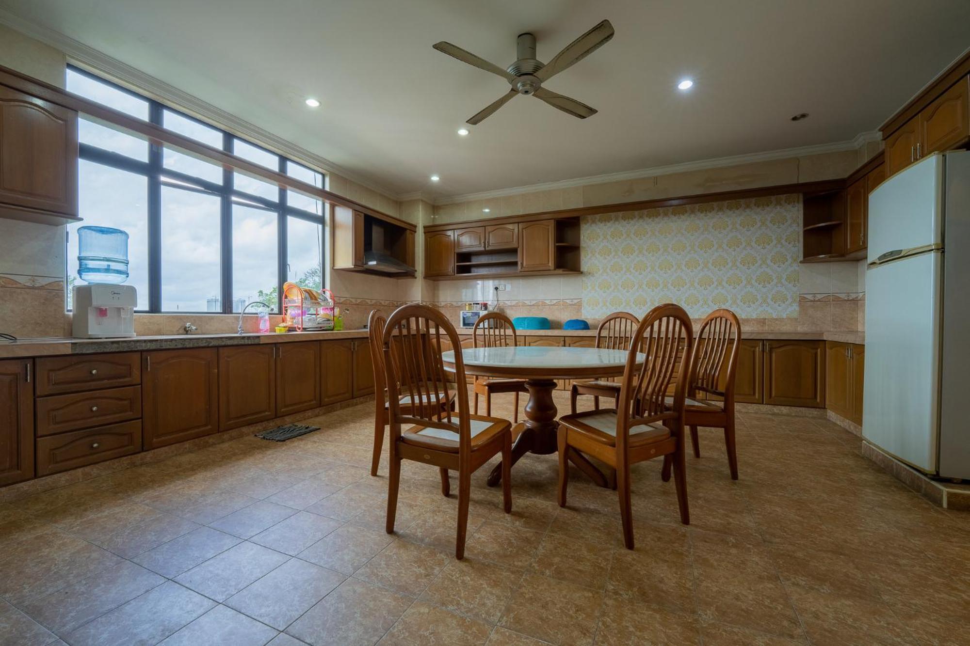 Mk Homestay Wakaf Che Yeh With Bathtub - Max 14 Pax Kota Bharu Exteriör bild